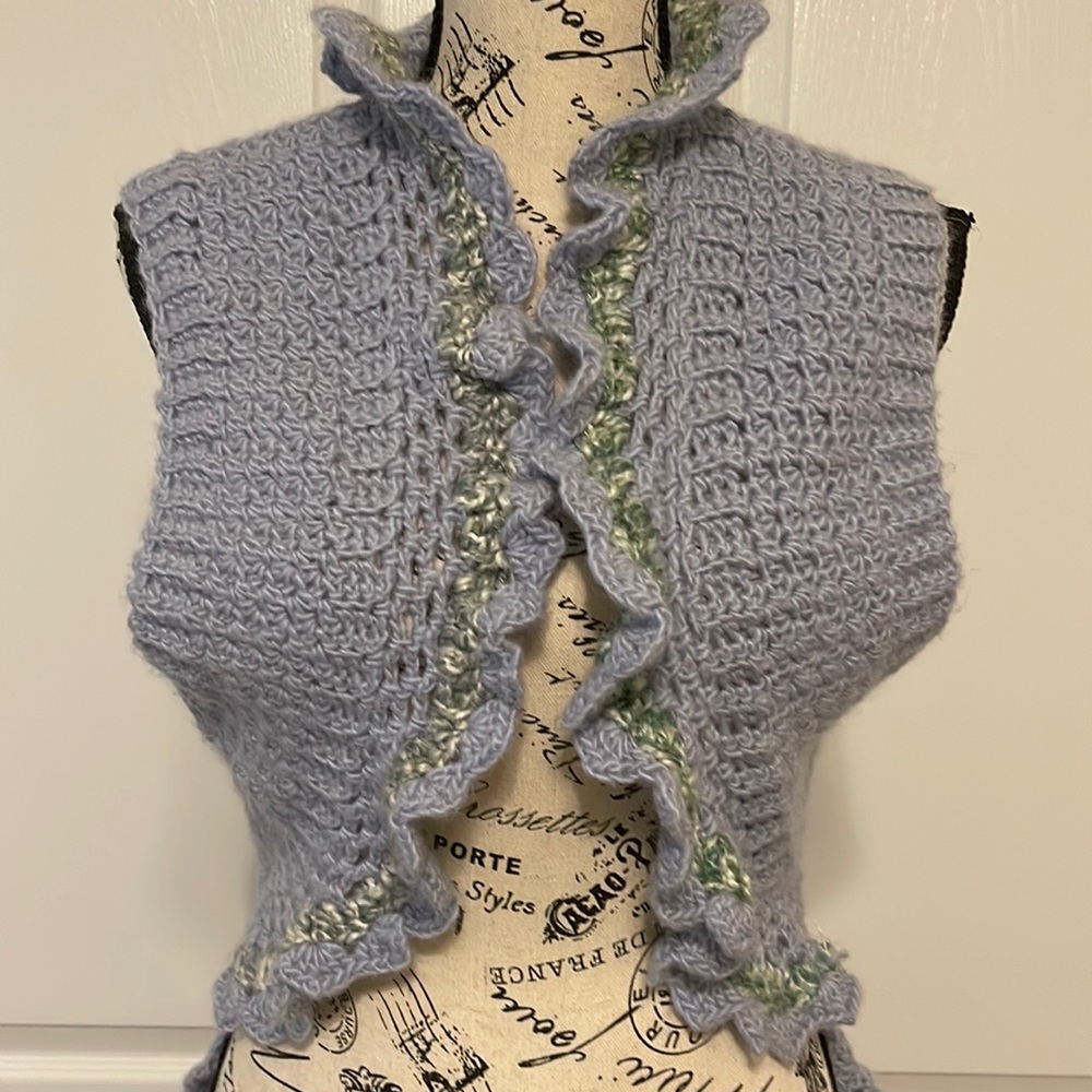 Hand knitted Sleeveless Bolero Cardigan Shrug